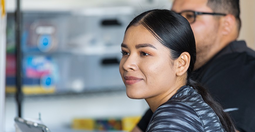 Brenda Carlos Aranda, una maestra el la Primaria Farmdale, obtuvo sus credenciales en UC Merced