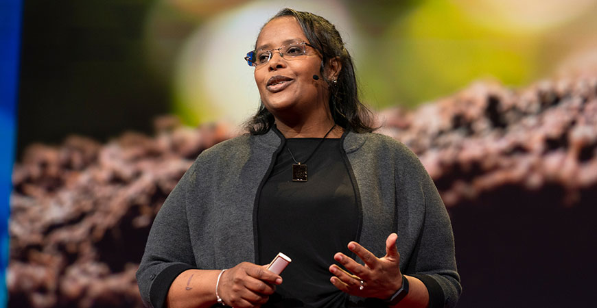 Professor Berhe delivers her TED talk.